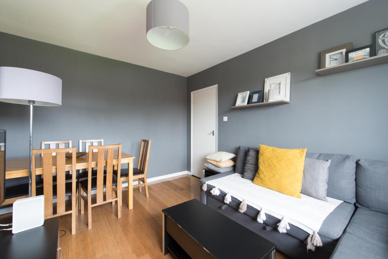 Chesterton Court Apartment Gloucester Esterno foto