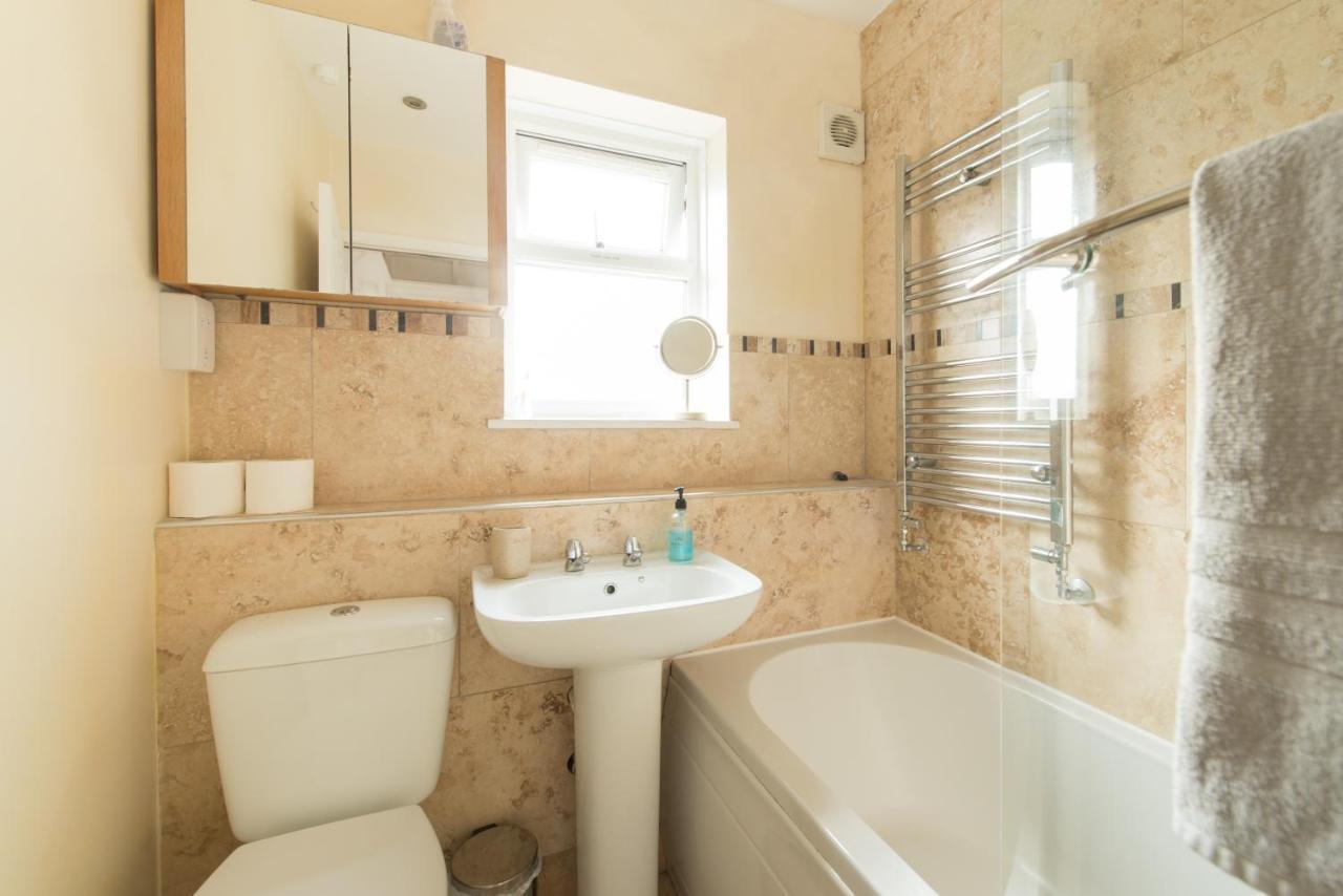 Chesterton Court Apartment Gloucester Esterno foto