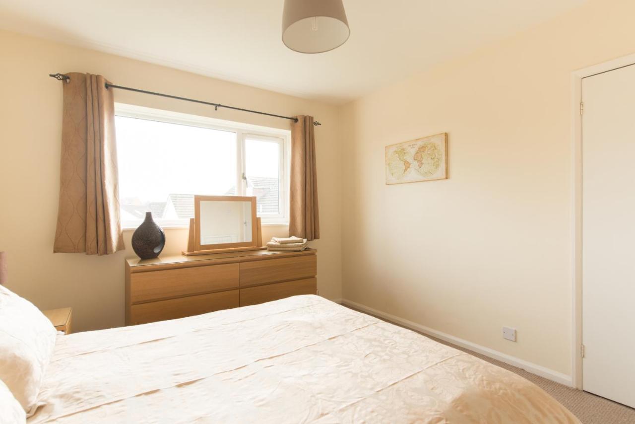 Chesterton Court Apartment Gloucester Esterno foto